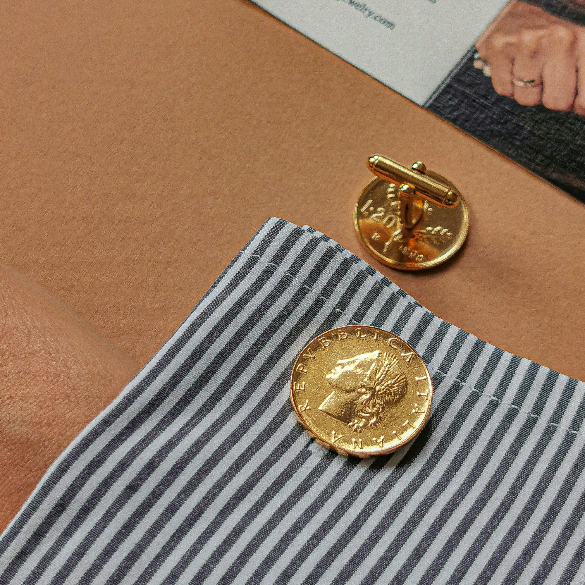 Gold Plated Italian 20 Lire Coin Cufflinks | Oak Branch Design | Vintage Italy Gift