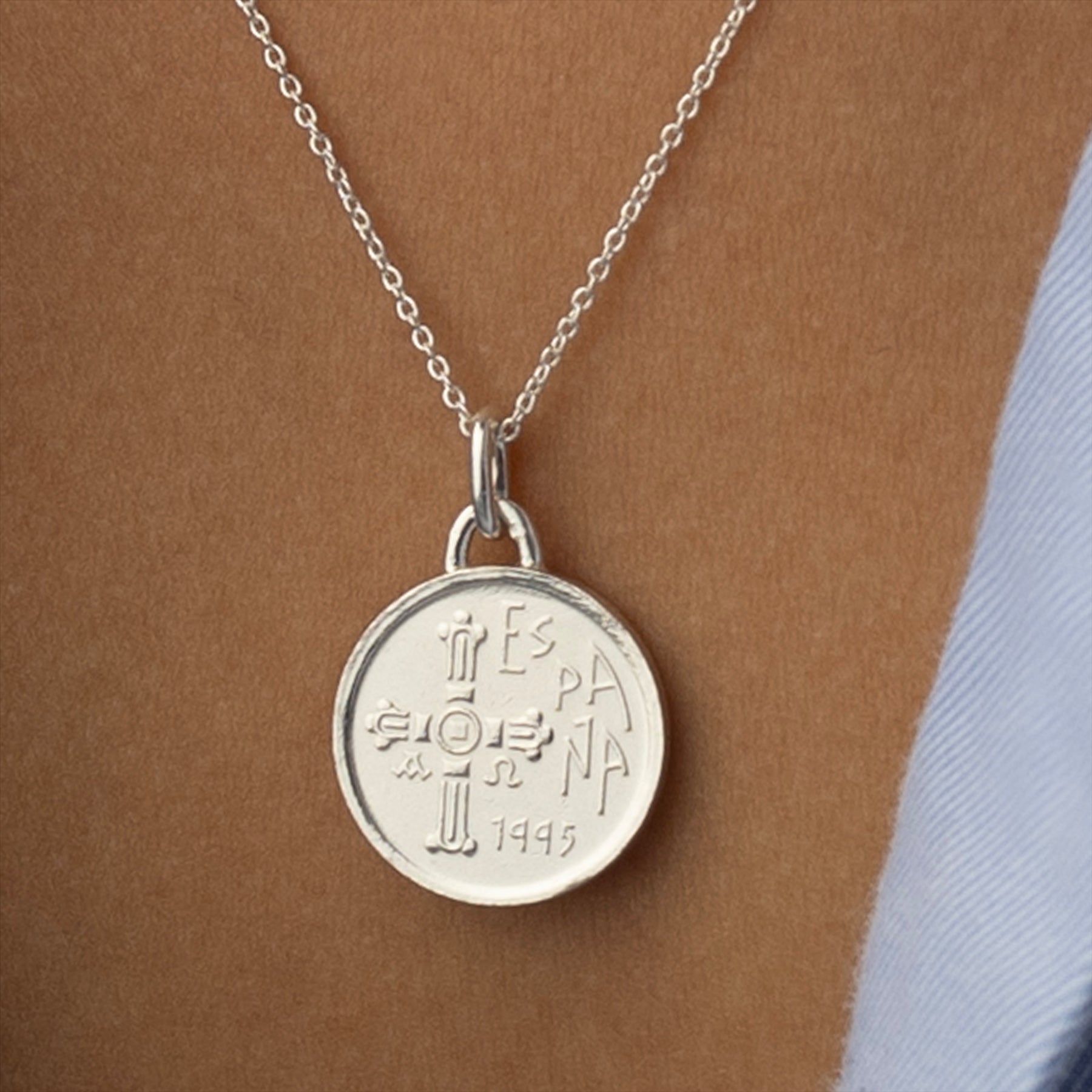 Collier avec pièce de monnaie espagnole | Pendentif médaillon | 5 pesetas plaquées rhodium | Asturies | 1995
