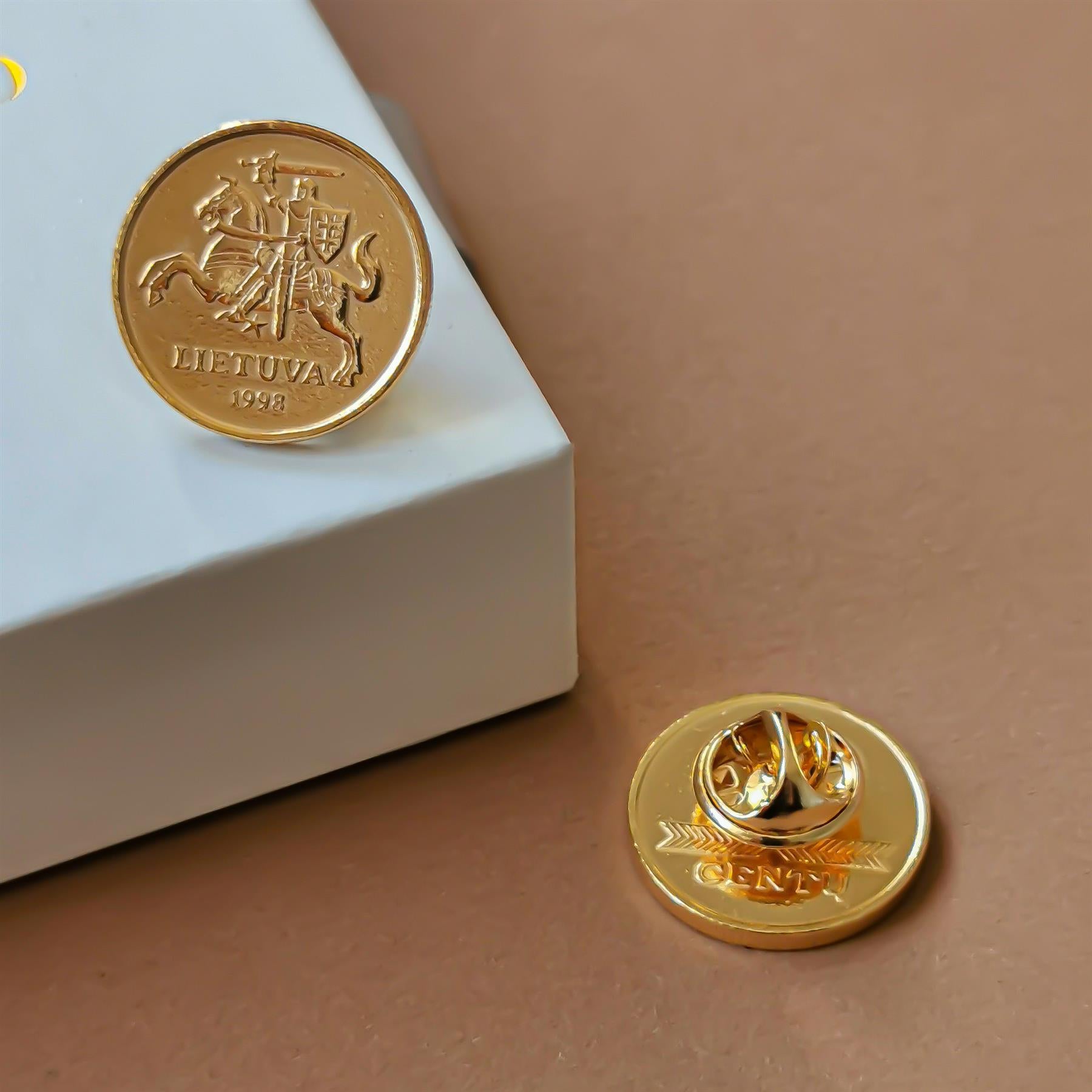 Lithuanian Coin Pin Brooch Badge | Vintage Collectible Jewelry | 20 Centu Gold Plated | Vytis | Knight