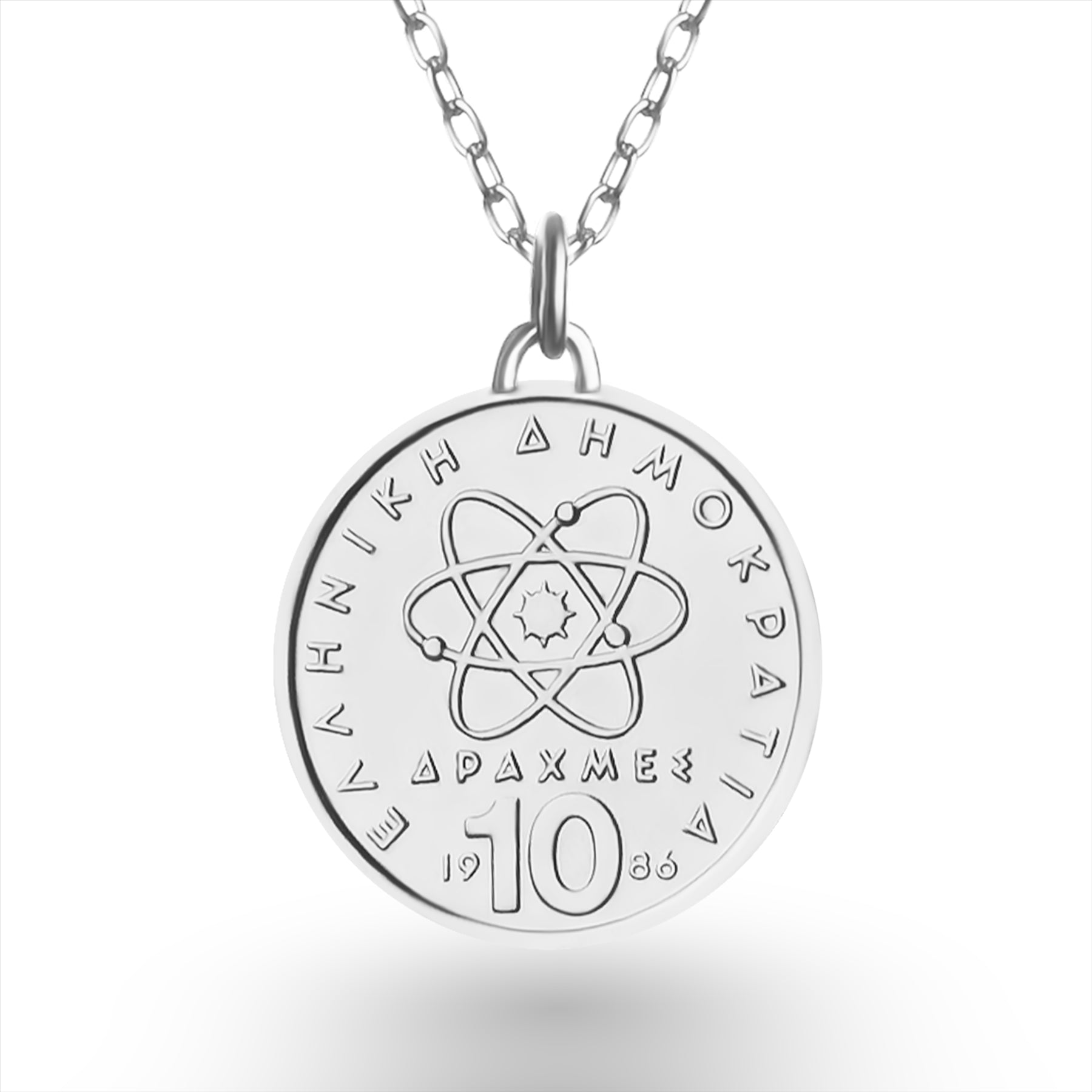 Collier avec pièce grecque | Pendentif médaillon | 10 drachmes plaquées rhodium | Démocrite | 1976-2000