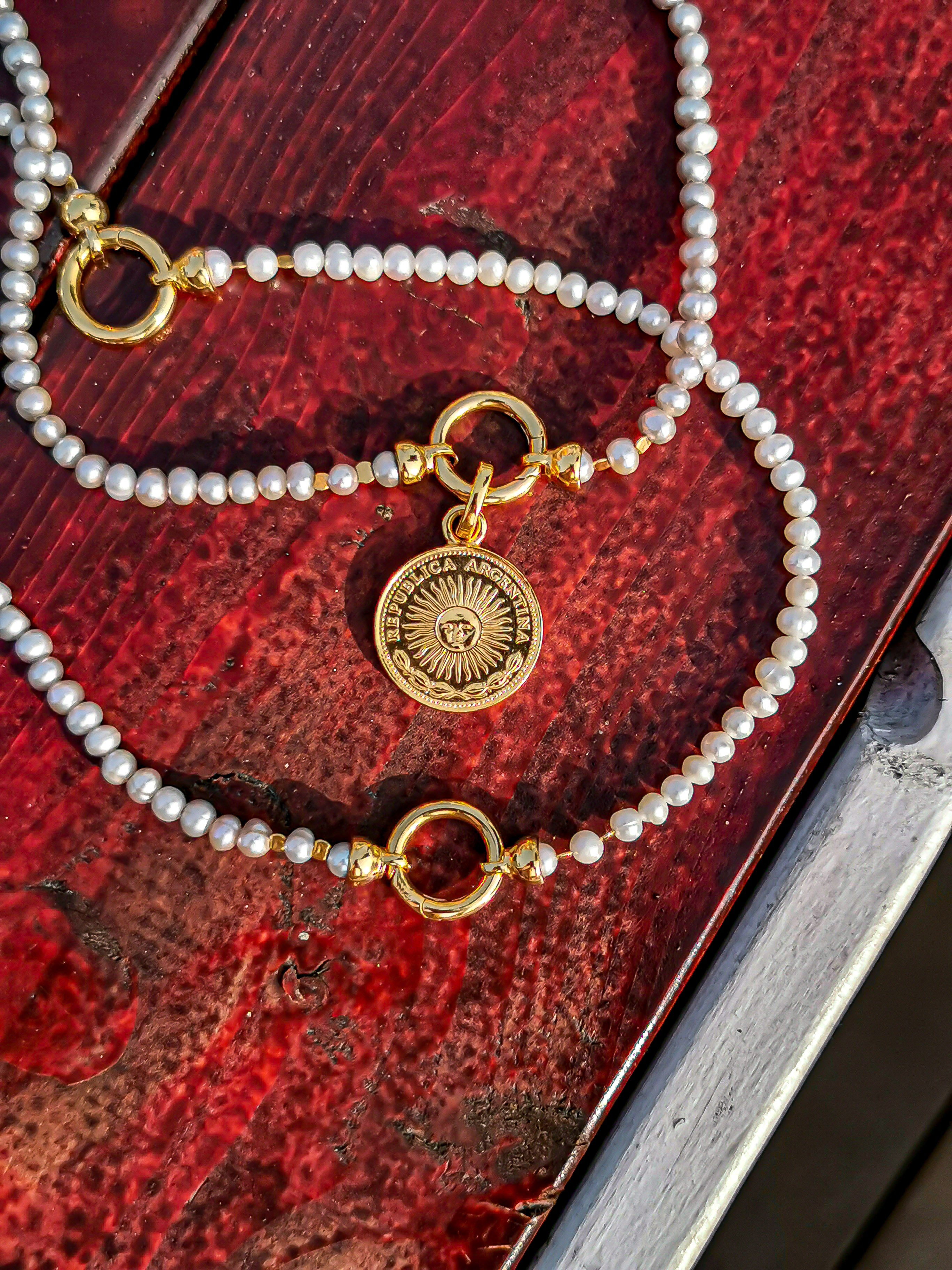 925 Sterling Silver White Baroque Pearl Necklace | 18K Gold Plated