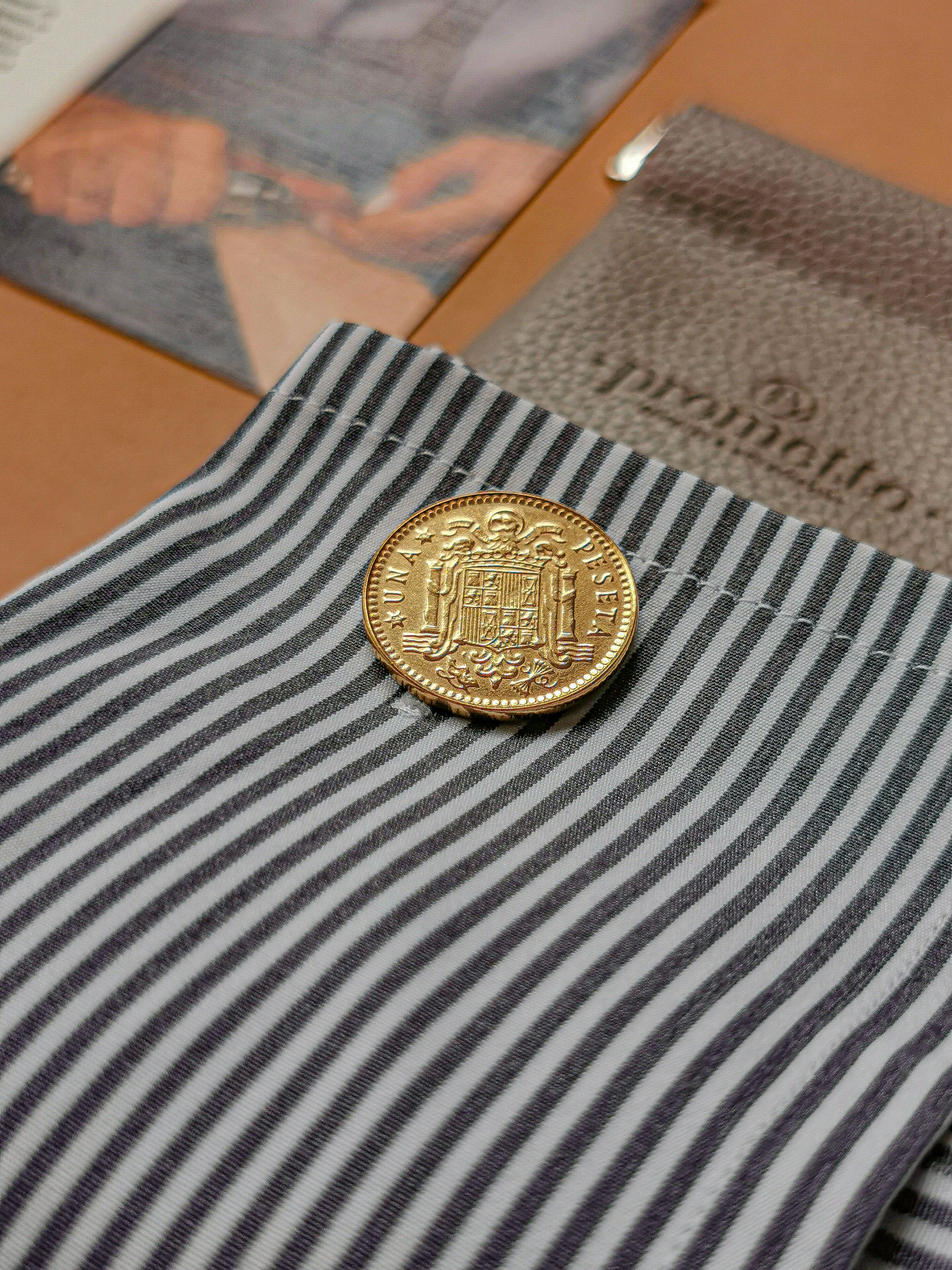 Gold Plated Spanish 1 Peseta Coin Cufflinks | King Juan Carlos I | Vintage Spain Gift