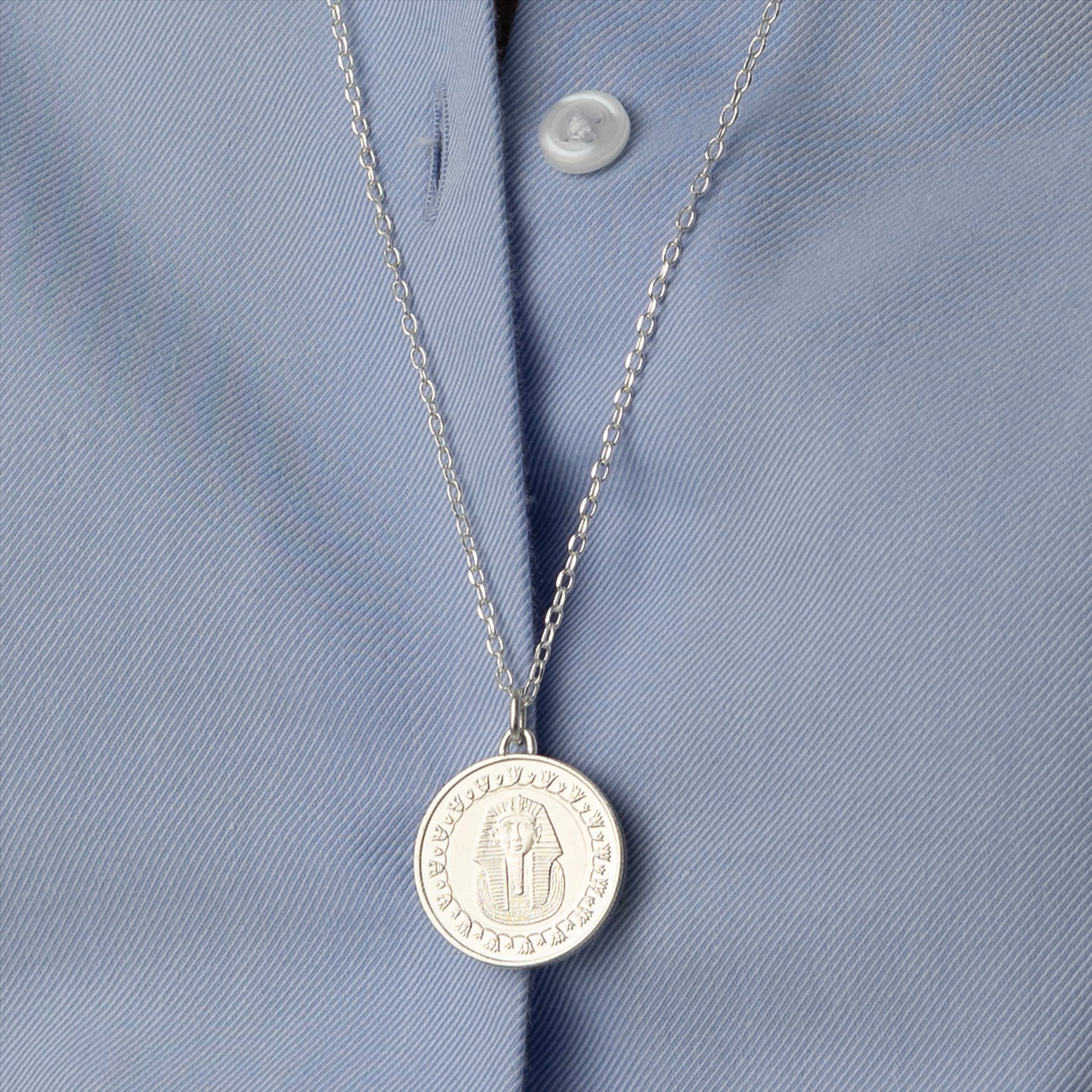 Collier pièce égyptienne | Pendentif médaillon | Plaqué rhodium 1 livre | Masque de Toutânkhamon | 2005 - 2023