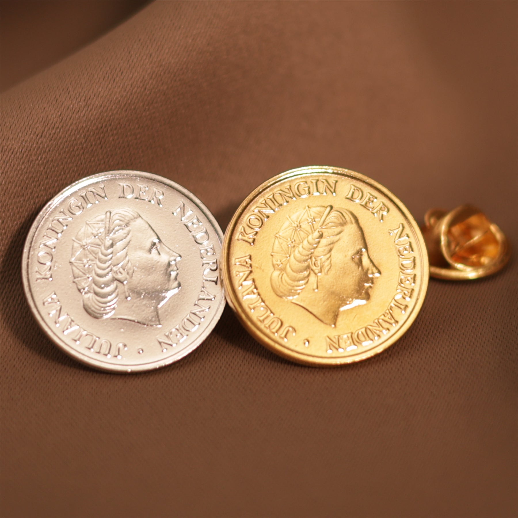 Dutch Coin Pin Brooch Badge | Vintage Collectible Jewelry | 5 Cent Nickel Plated | Queen Juliana