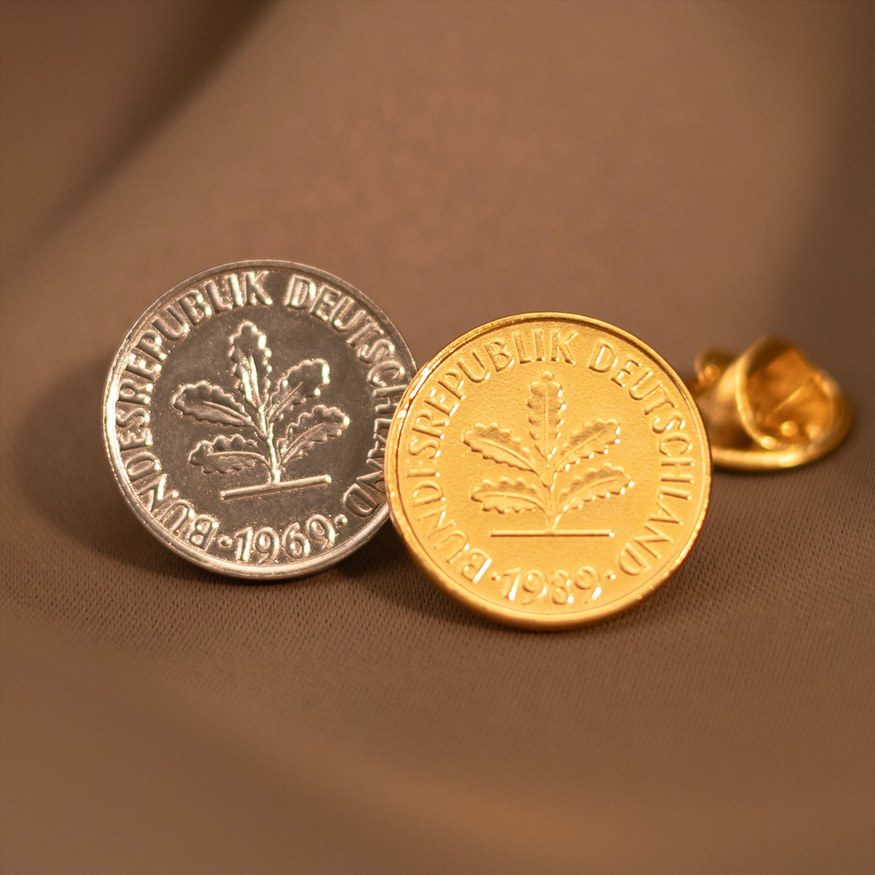 German Coin Pin Brooch Badge | Vintage Collectible Jewelry | 5 Pfennig Nickel Plated | Oak Seedling | German Roots
