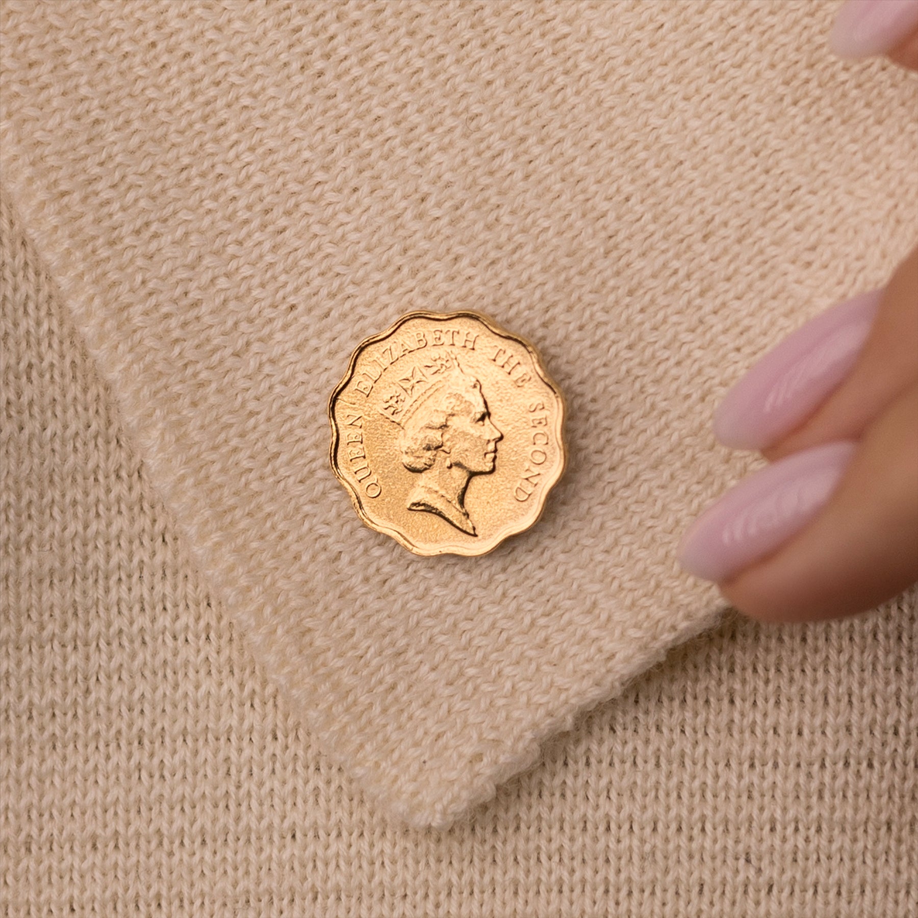 Hong Kong Coin Pin Brooch Badge | Vintage Collectible Jewelry | 20 Cents 18K Gold Plated | Queen Elizabeth II